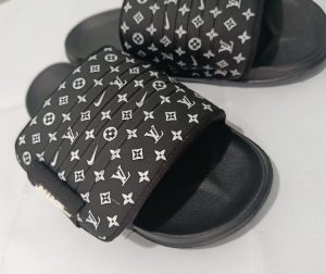 CHINELO NIKE  ADJUST ULTRA LEVE